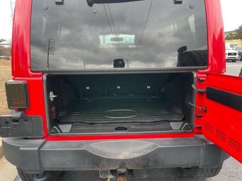 Used 2015 Jeep Wrangler Unlimited Sport w/ Quick Order Package 24S AWD/4WD image 14