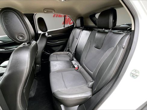 Used 2024 Buick Encore GX Preferred FWD image 23