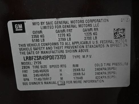 Used 2023 Buick Envision Avenir AWD/4WD image 14