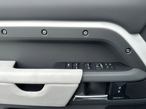 New 2025 Land Rover Defender 130 S image 10