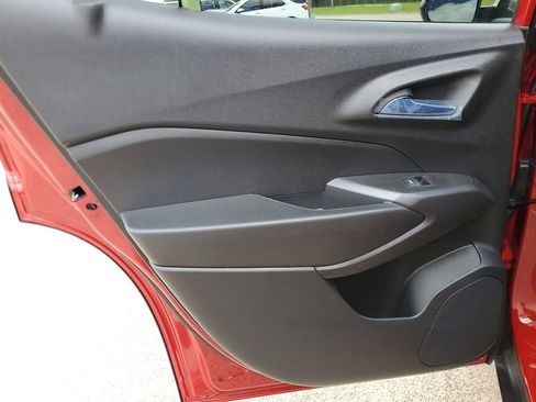 New 2026 Chevrolet Trax RS image 13