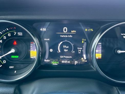 Used 2023 Jeep Wrangler Unlimited Sahara w/ Cold Weather Group AWD/4WD image 29
