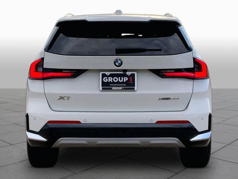 Used 2025 BMW X1 xDrive28i AWD/4WD image 5