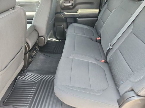 Used 2021 Chevrolet Silverado 1500 LT AWD/4WD image 11