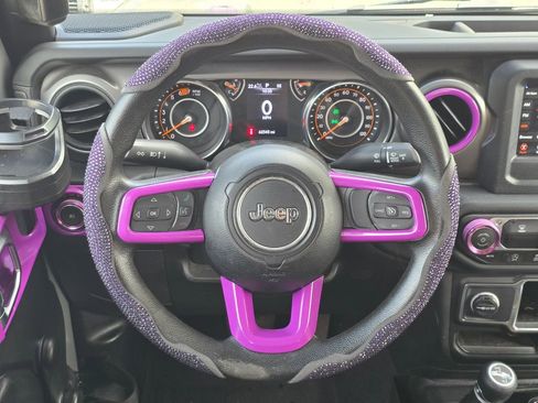 Used 2023 Jeep Wrangler Unlimited Sport AWD/4WD image 7
