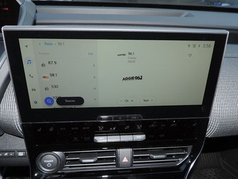 Used 2023 Subaru Solterra AWD image 19