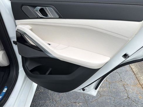 New 2027 BMW X6 xDrive40i AWD/4WD image 16