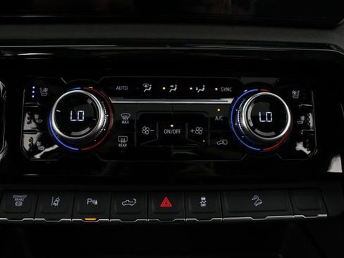 New 2026 GMC Sierra 3500 AT4 w/ Technology Package AWD/4WD image 8