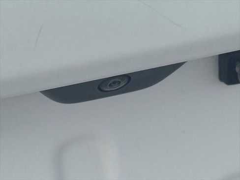 Certified 2025 Jeep Grand Cherokee Laredo image 36