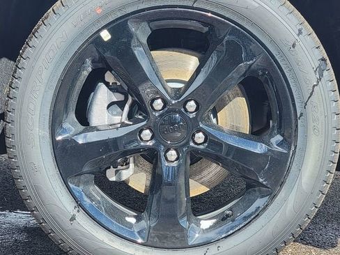 New 2026 Jeep Grand Cherokee L Limited image 17