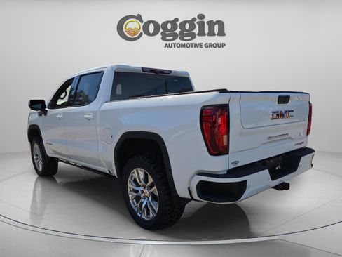 Used 2022 GMC Sierra 1500 AT4X image 4