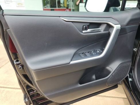 Certified 2020 Toyota RAV4 TRD Off-Road AWD/4WD image 14