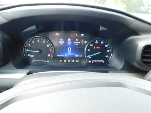 Used 2020 Ford Explorer XLT AWD/4WD image 29