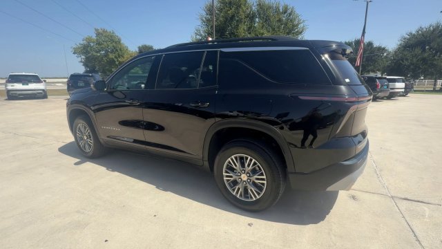 Certified 2026 Chevrolet Traverse LT w/ Driver Confidence Package FWD image 6