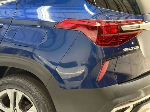 Used 2021 Kia Seltos S FWD image 12