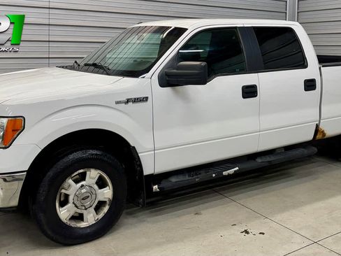 Used 2012 Ford F150 XLT w/ Trailer Tow Pkg image 1