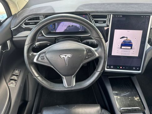 Used 2016 Tesla Model X 90D AWD/4WD image 14