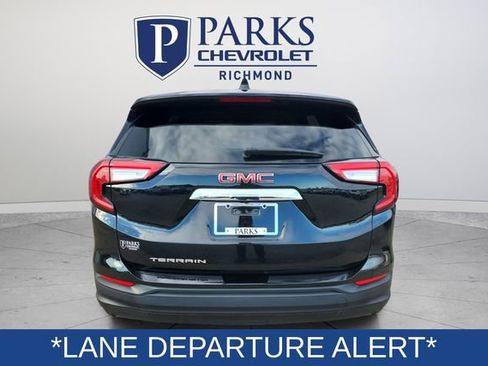 Certified 2024 GMC Terrain SLE image 7