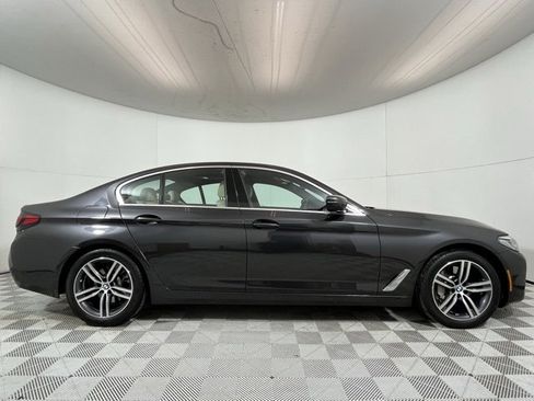 Used 2023 BMW 530i xDrive 530i xDrive w/ Premium Package image 8