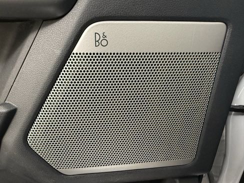 Used 2022 Ford F150 Lariat w/ Equipment Group 502A High image 15