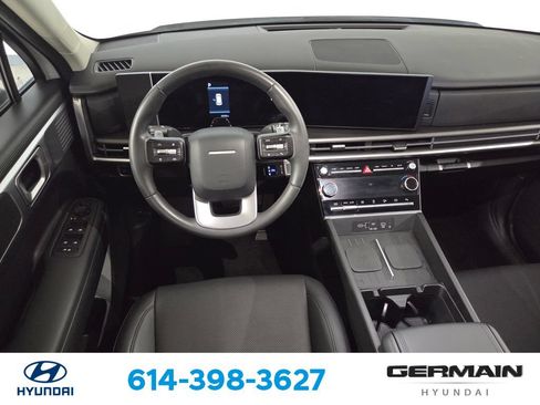Used 2025 Hyundai Santa Fe SEL AWD/4WD image 17