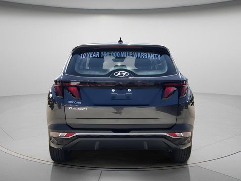 Certified 2024 Hyundai Tucson SE FWD image 6