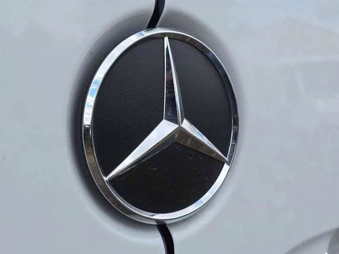 Used 2025 Mercedes-Benz Sprinter 2500 image 20