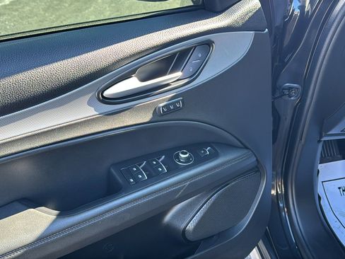 Used 2024 Alfa Romeo Stelvio Ti image 18