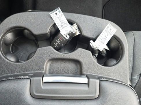 Used 2025 RAM 2500 Big Horn image 24