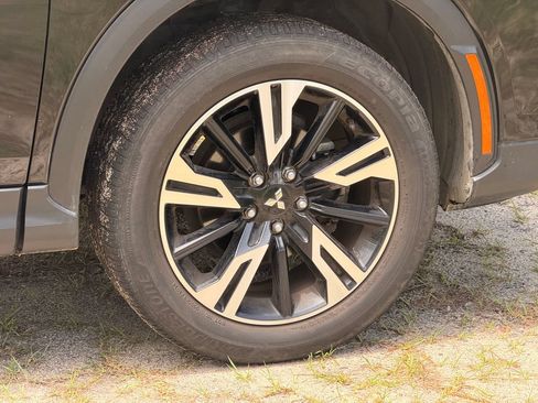 Used 2024 Mitsubishi Eclipse Cross AWD image 10