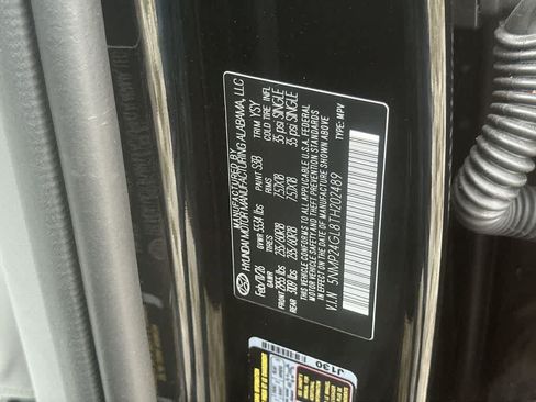 Used 2026 Hyundai Santa Fe SEL FWD image 16