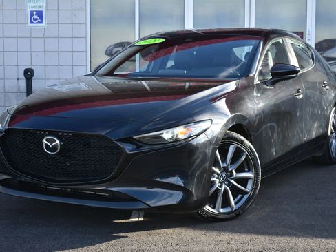 Used 2021 MAZDA MAZDA3 s image 3