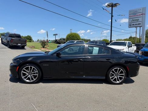 Used 2021 Dodge Charger R/T w/ Plus Group RWD image 7