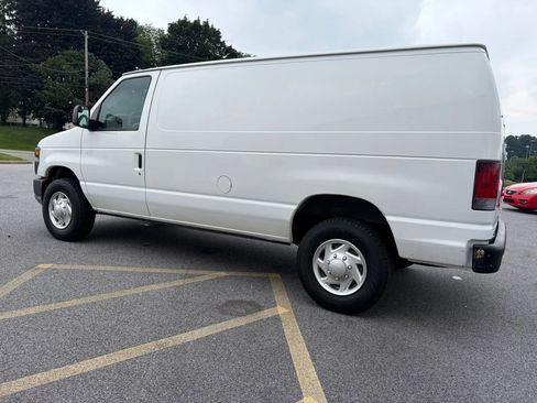 Used 2011 Ford E-250 and Econoline 250 w/ PWR Group RWD image 13