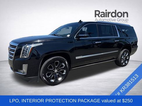 Used 2019 Cadillac Escalade ESV Platinum AWD/4WD image 3