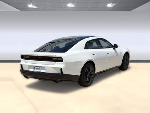 New 2026 Dodge Charger R/T AWD/4WD image 9