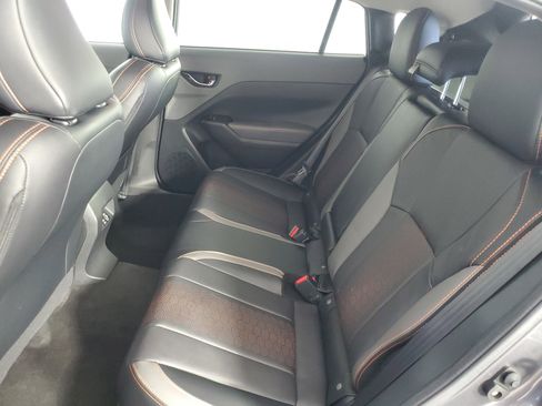 Used 2025 Subaru Crosstrek 2.5i Limited w/ Crosstrek Mirror Package image 13