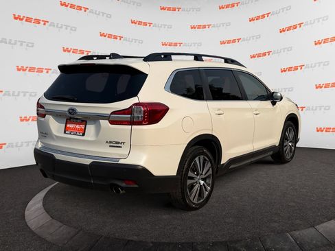 Used 2022 Subaru Ascent Limited w/ Technology Package AWD/4WD image 5