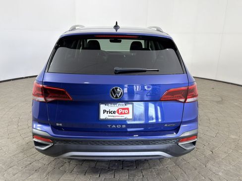 Used 2023 Volkswagen Taos SE AWD/4WD image 5