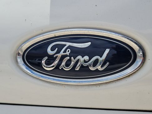 Used 2018 Ford EcoSport SE w/ SE Convenience Package FWD image 6