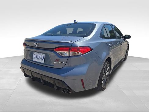 Used 2024 Toyota Corolla SE w/ SE Package FWD image 13