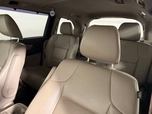 Used 2016 Honda Odyssey EX-L image 32