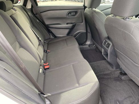 Used 2024 Nissan Rogue S image 22