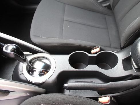 Used 2013 Hyundai Veloster RE:MIX Edition image 22