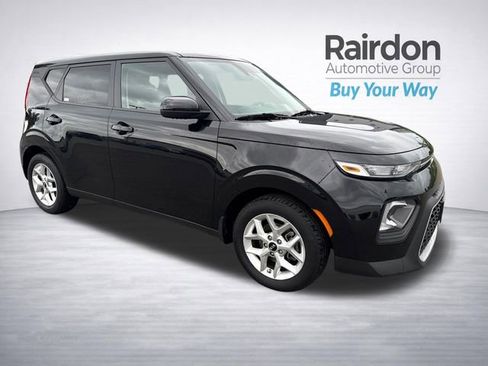 Used 2020 Kia Soul S FWD image 1