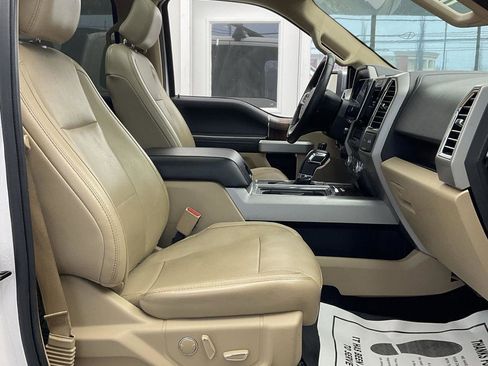 Used 2016 Ford F150 Lariat w/ Equipment Group 502A Luxury image 8