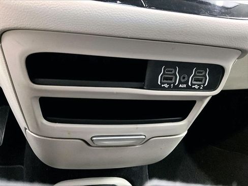 Used 2023 Chrysler Voyager LX FWD image 27