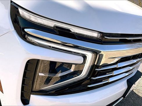 Used 2025 Chevrolet Tahoe LT image 30