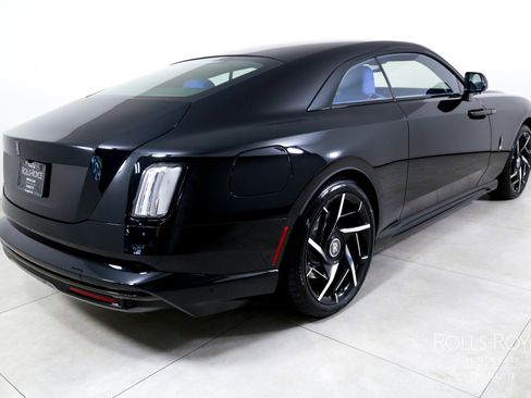 New 2025 Rolls-Royce Spectre Black Badge w/ Spectre Enhancement Package image 2