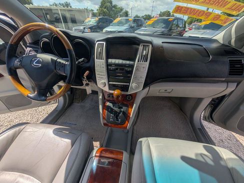Used 2005 Lexus RX 330 AWD image 14